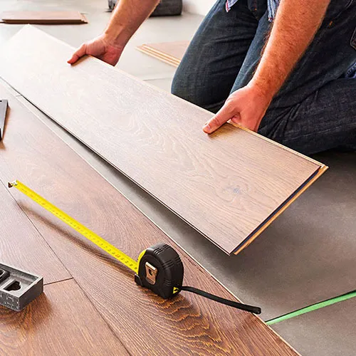 Laminate-during-installation-500-x-500